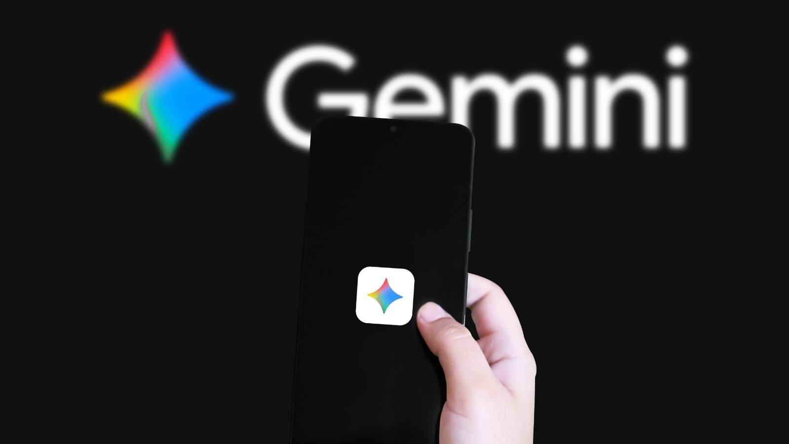 Un smartphone Android affichant l'assistant Gemini