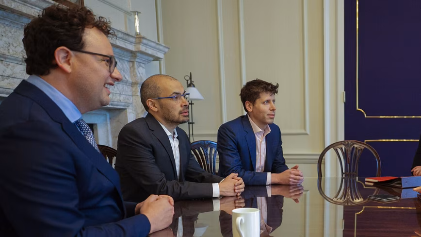 Les patrons de l'IA réunis en marge du sommet du G7